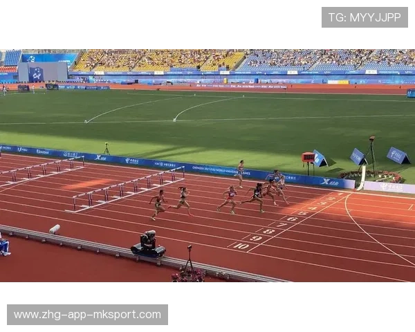 田径跨栏犯规争议：细节中的公平与争议