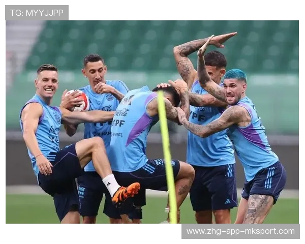 阿根廷国家队友谊赛热身，中国小将首次入选，阿根廷国家队新人涌现